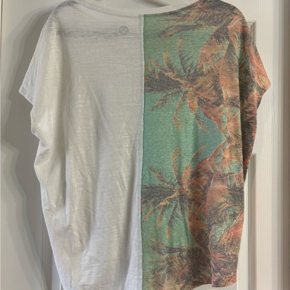 Roxy Tee - Picture 1 of 3